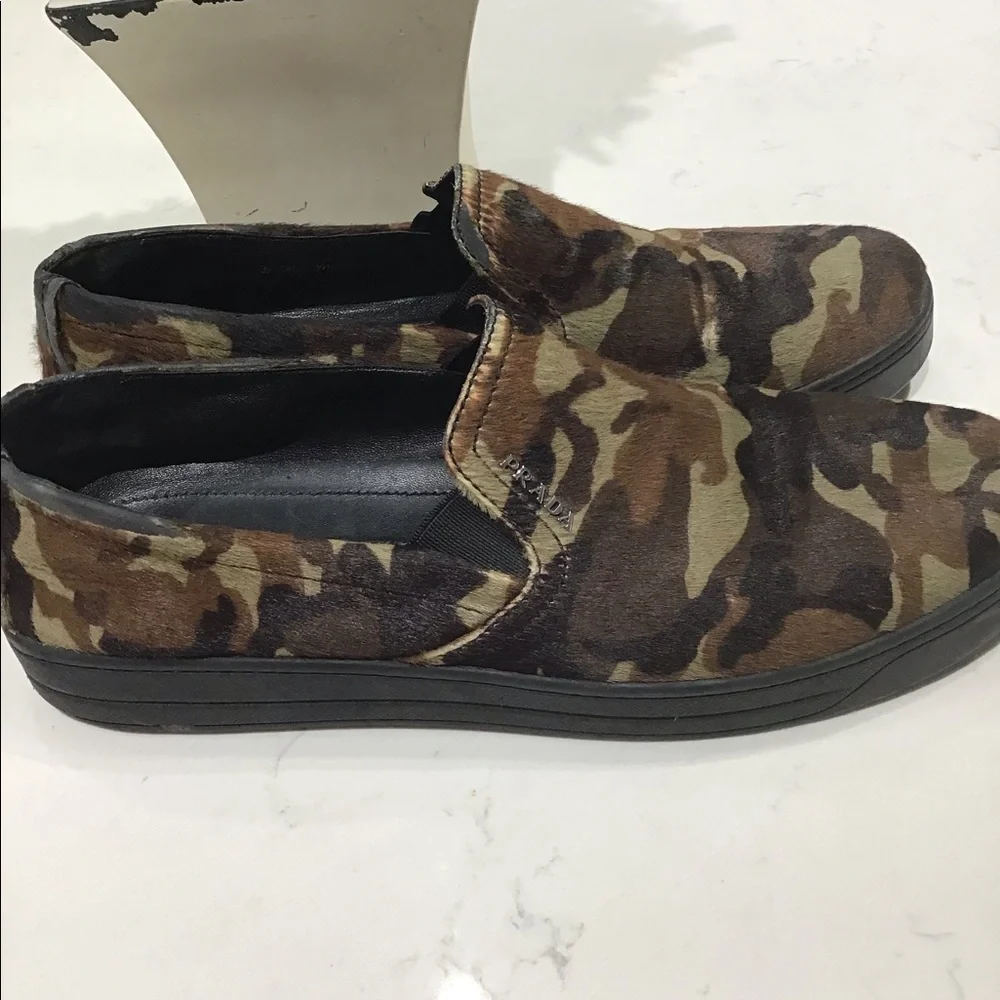 PRADA slips on camouflaged shoes - Picture 4 of 10